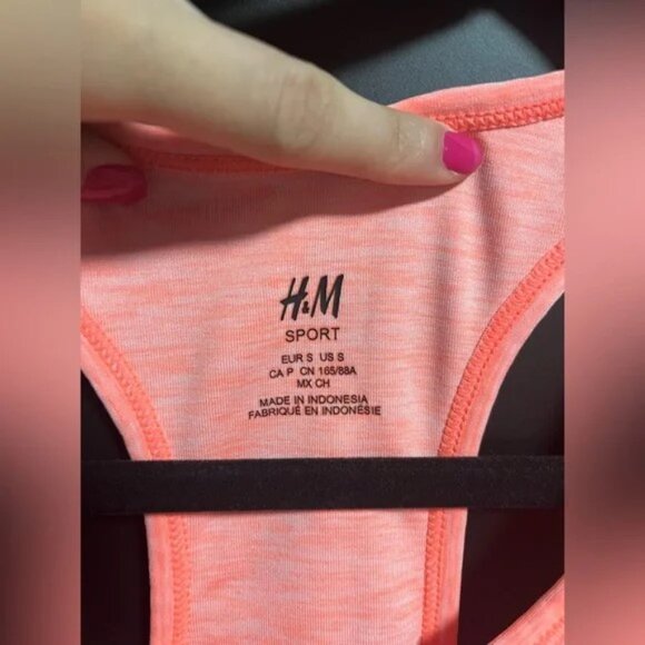 4 workout tops bundle - Picture 7 of 11